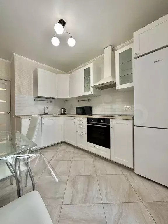 1-к. квартира, 41 м, 10/25 эт. - Фото 1