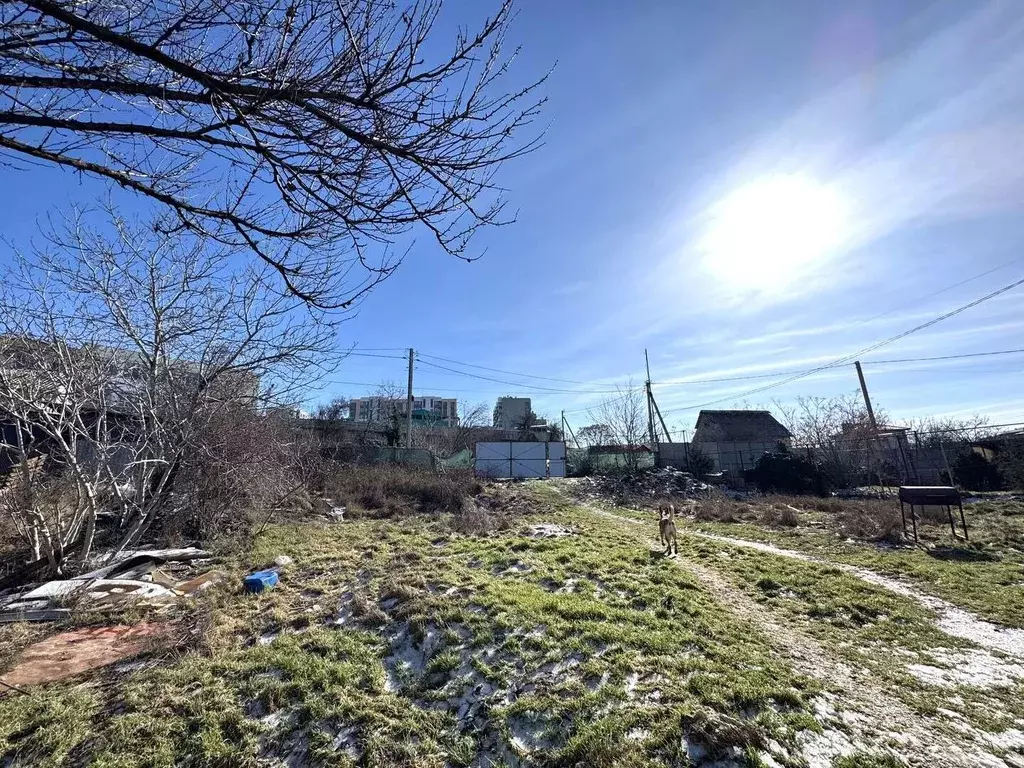 Участок в Севастополь ул. Молочная, 72 (8.0 сот.) - Фото 1