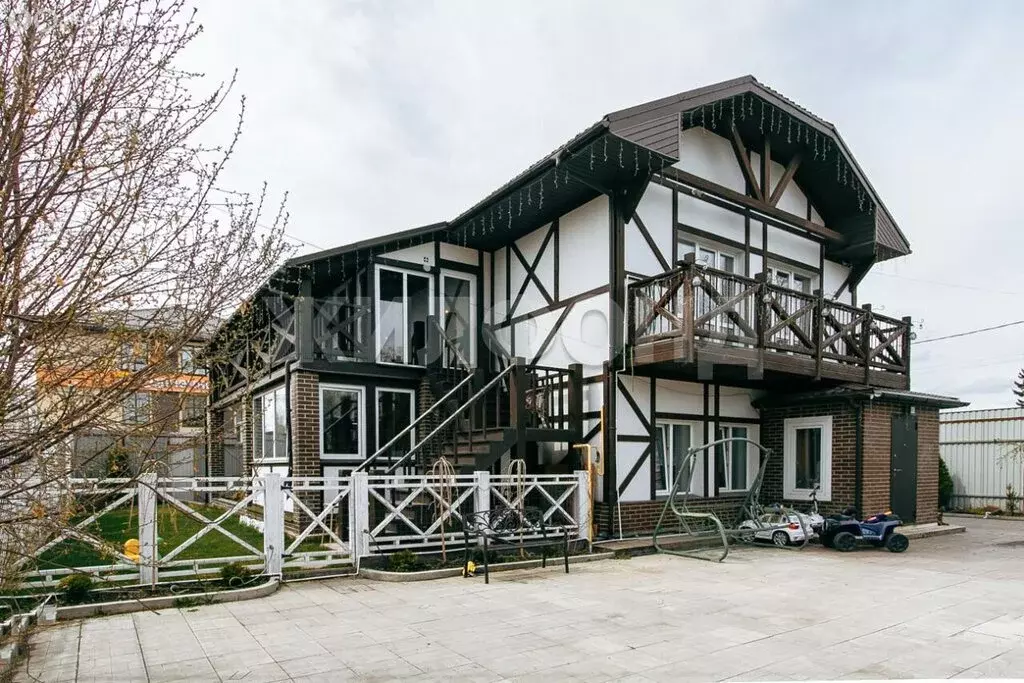 Дом в Новосибирск, Холодильная улица (228 м) - Фото 0