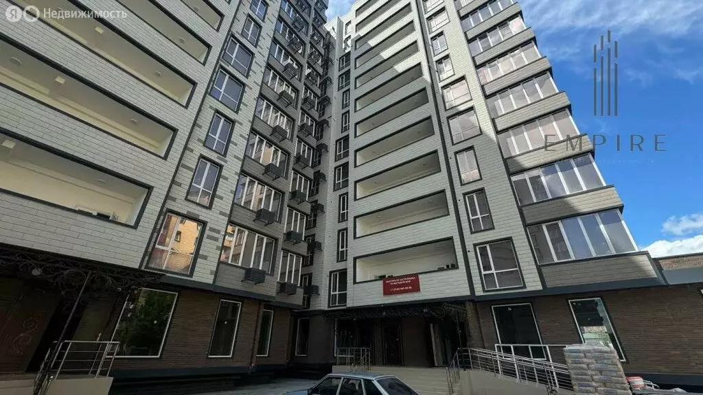 4-комнатная квартира: Чеченская Республика, Грозный (900 м) - Фото 2