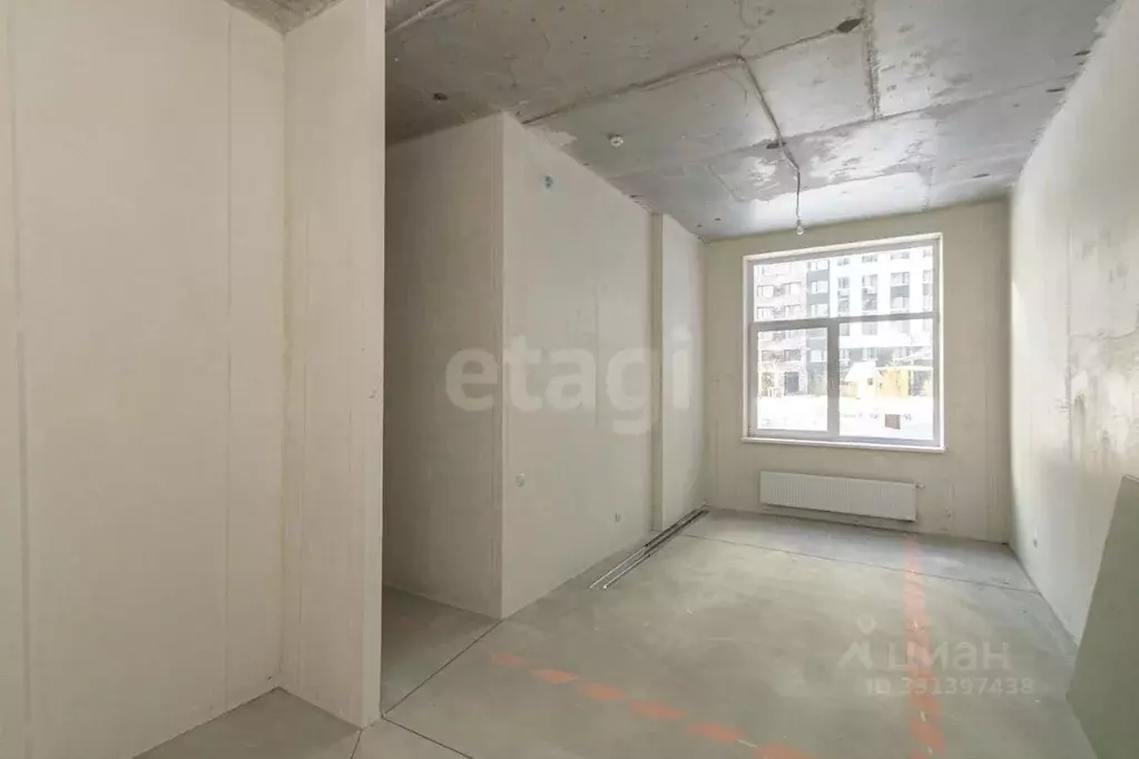 3-к кв. Тюменская область, Тюмень Харьковская ул., 72А (87.3 м) - Фото 1