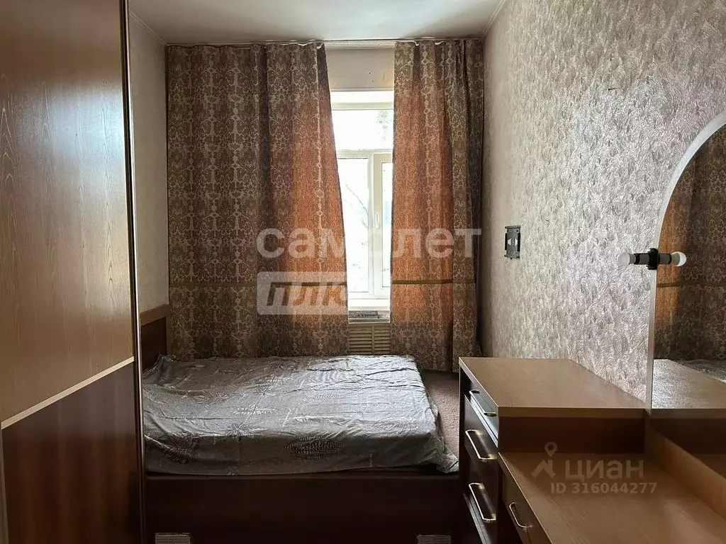3-к кв. Приморский край, Владивосток ул. Есенина, 74 (68.2 м) - Фото 2