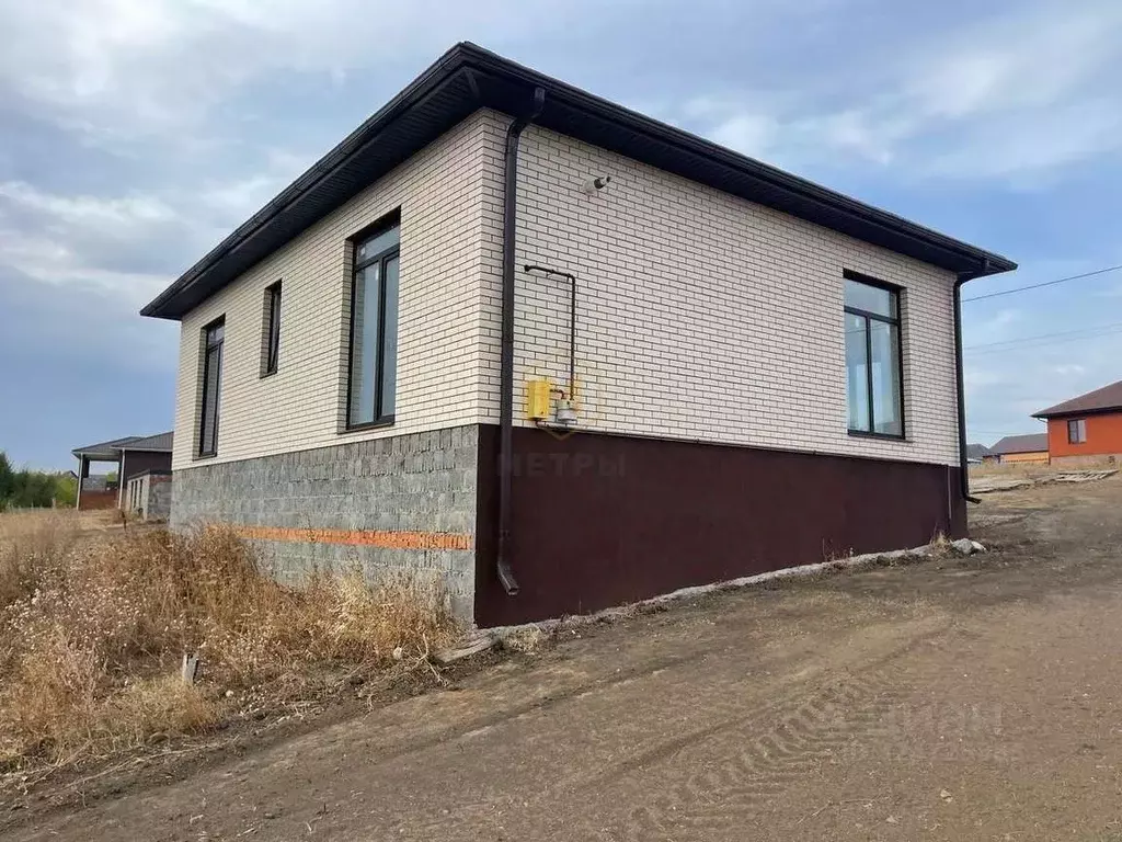 Дом в Белгородская область, Строитель Яковлевский городской округ, ул. ... - Фото 1