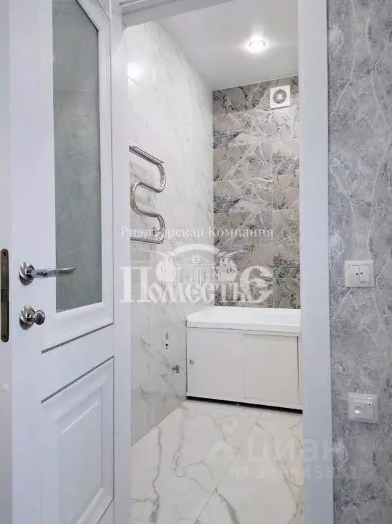 1-к кв. Иркутская область, Иркутск Гусарская тер., 6 (32.2 м) - Фото 0