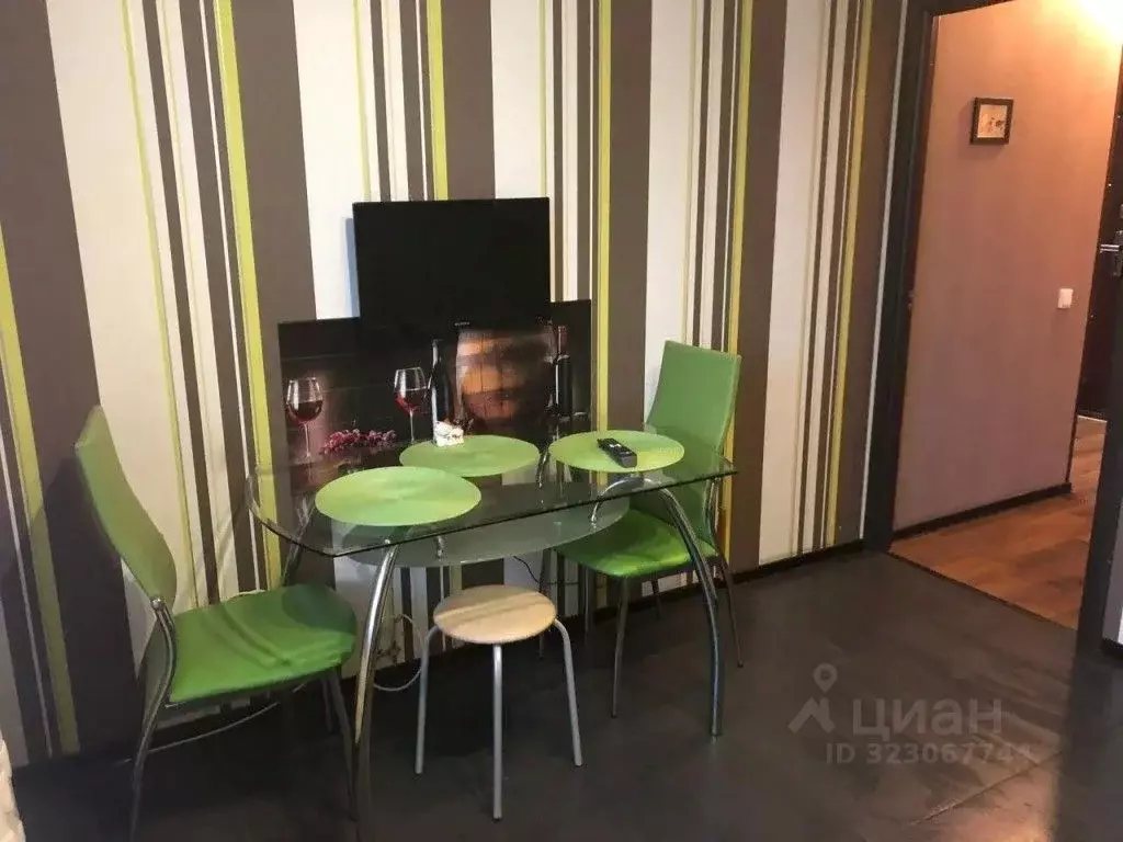 1-к кв. Ленинградская область, Гатчина просп. 25 Октября, 75 (35.0 м) - Фото 1