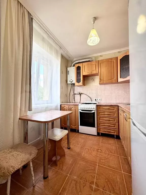 2-к. квартира, 46 м, 5/5 эт. - Фото 0