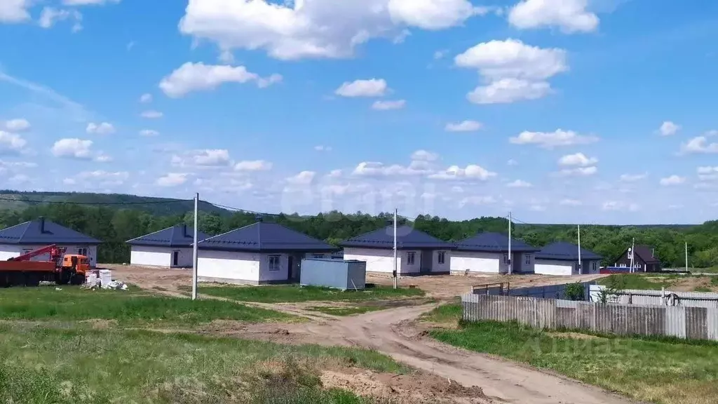 Дом в Воронежская область, Лискинский район, Старохворостанское с/пос, ... - Фото 1