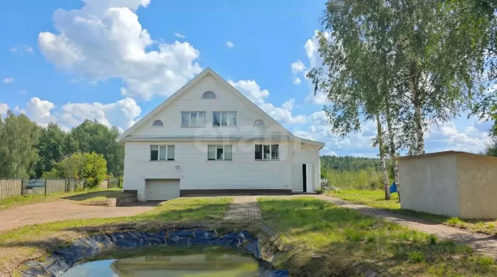 Дом в Ленинградская область, Киришский район, Будогощское городское ... - Фото 1