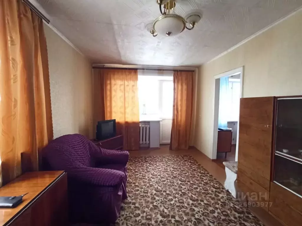 2-к кв. Белгородская область, Губкин ул. Кирова, 36А (42.37 м) - Фото 0