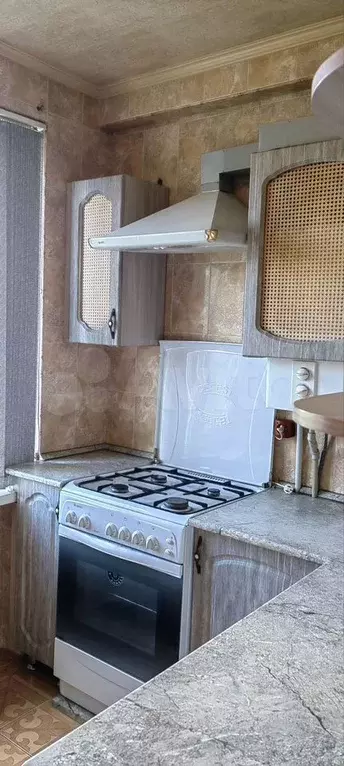 2-к. квартира, 45 м, 5/5 эт. - Фото 0