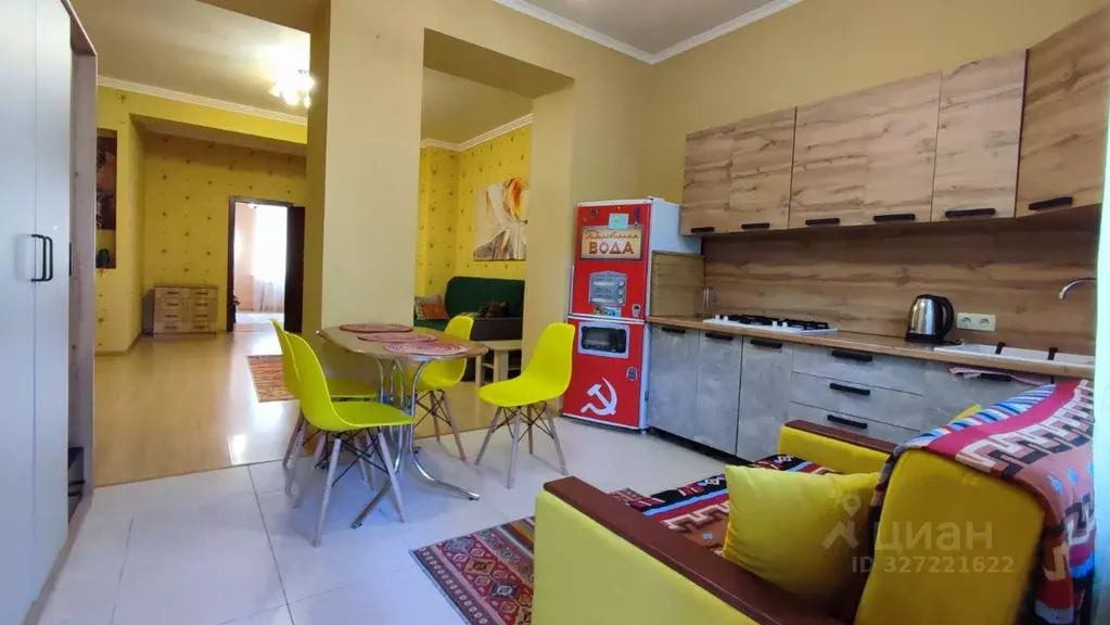 3-к кв. Крым, Ялта пер. Партизанский, 3 (95.0 м) - Фото 1