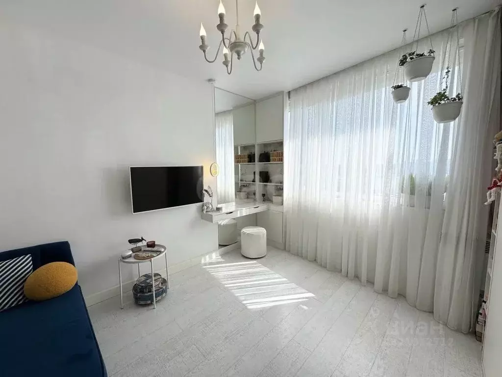 Студия Приморский край, Владивосток ул. Леонова, 70 (25.2 м) - Фото 0