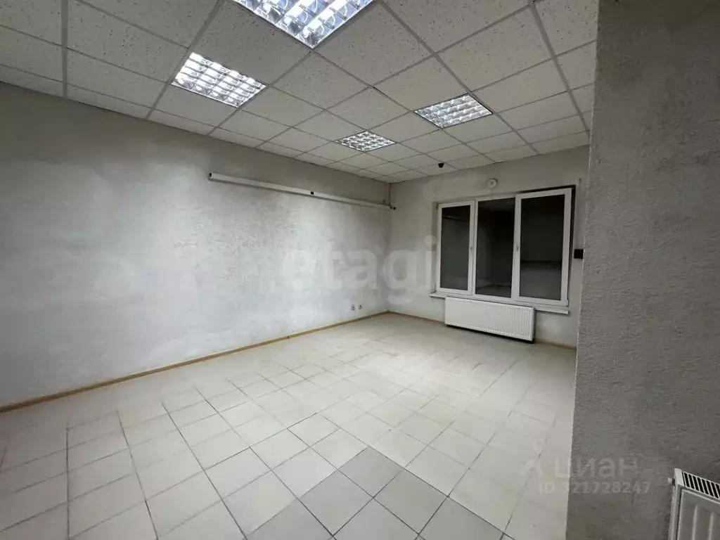 Торговая площадь в Крым, Симферополь ул. Киевская (75 м) - Фото 1