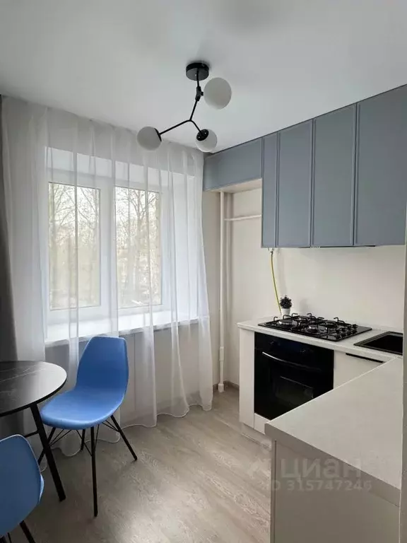 3-к кв. Вологодская область, Череповец ул. Ломоносова, 10 (44.0 м) - Фото 0