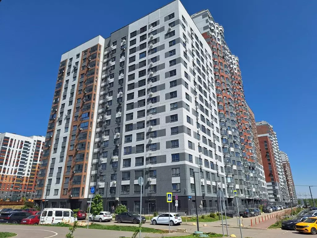 2-к кв. Московская область, Ленинский городской округ, пос. Битца ... - Фото 0