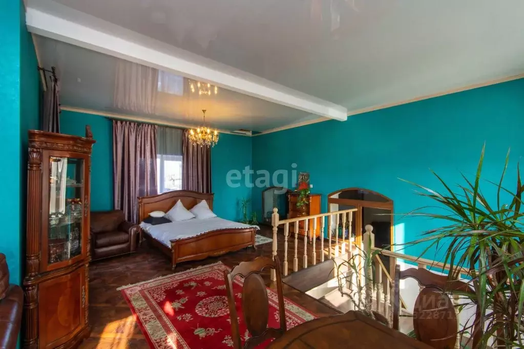 Дом в Тюменская область, Тюмень ул. Дружбы (232 м) - Фото 1