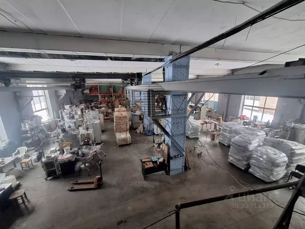 Производственное помещение в Ленинградская область, Коммунар г. ... - Фото 1