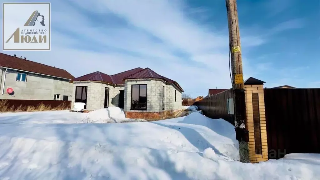 Дом в Новосибирская область, Новосибирский район, с. Верх-Тула ул. ... - Фото 0