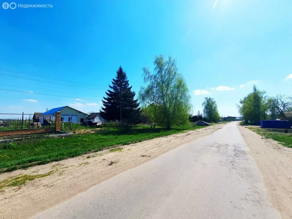 Дом в село Сенцово, улица 1 Мая, 42 (50 м) - Фото 1
