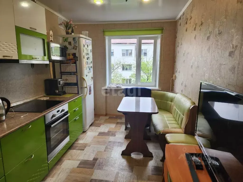 5-к кв. Камчатский край, Вилючинск Кронштадтская ул., 2 (86.1 м) - Фото 0