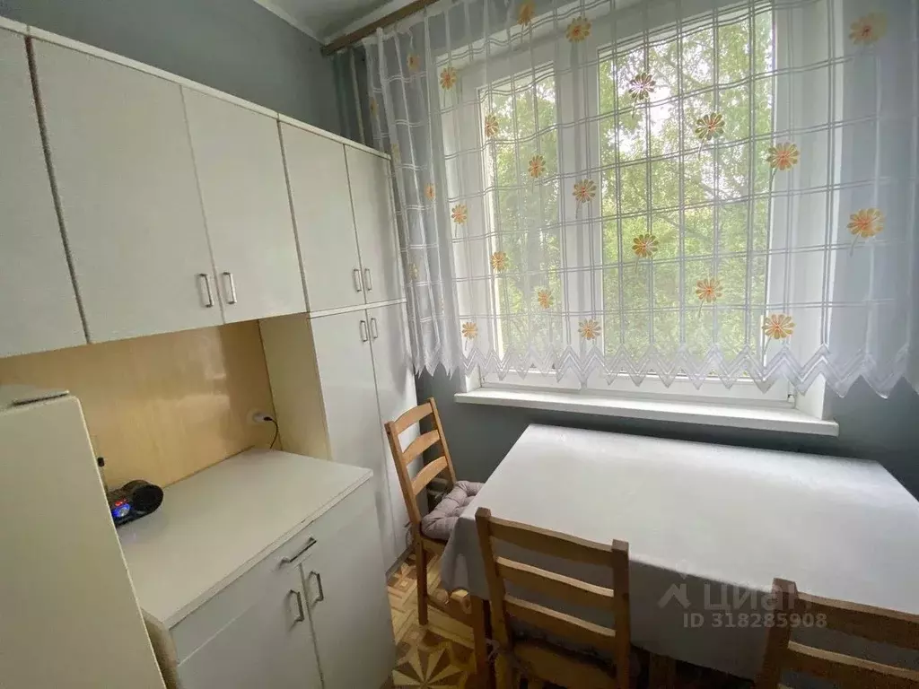 3-к кв. Москва Профсоюзная ул., 114К1 (65.0 м) - Фото 0