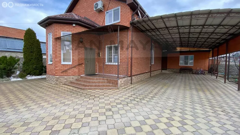 Дом в Майкоп, Кужорская улица, 98А (178.9 м) - Фото 1