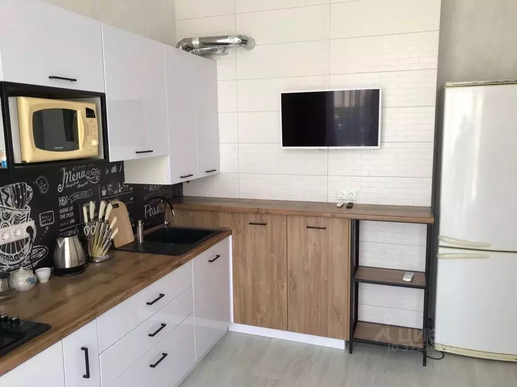 1-к кв. Краснодарский край, Геленджик Крымская ул., 22к14 (45.0 м) - Фото 2