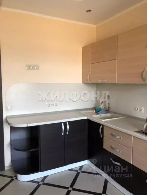 2-к кв. Кемеровская область, Кемерово просп. Притомский, 9 (62.0 м) - Фото 1