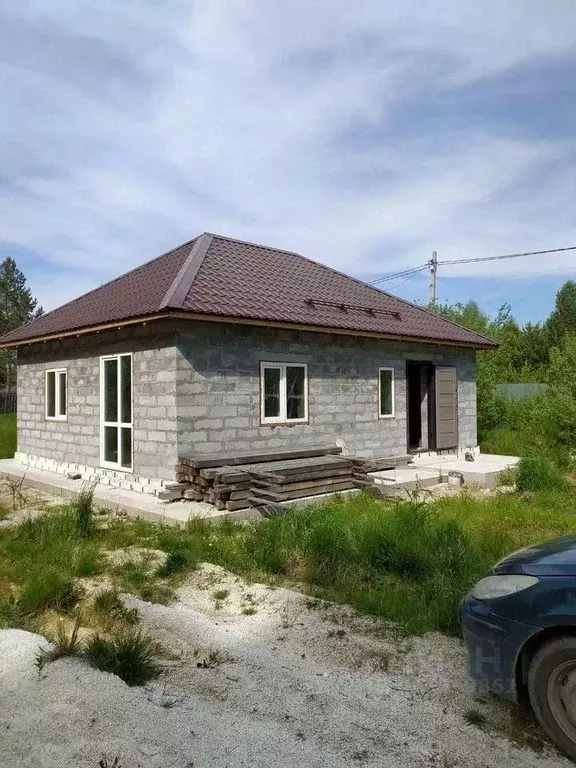 Дом в Свердловская область, Березовский муниципальный округ, пос. ... - Фото 1
