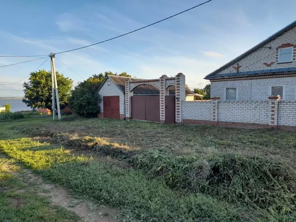 Дом в Татарстан, Рыбно-Слободский район, Большеелгинское с/пос, с. ... - Фото 1