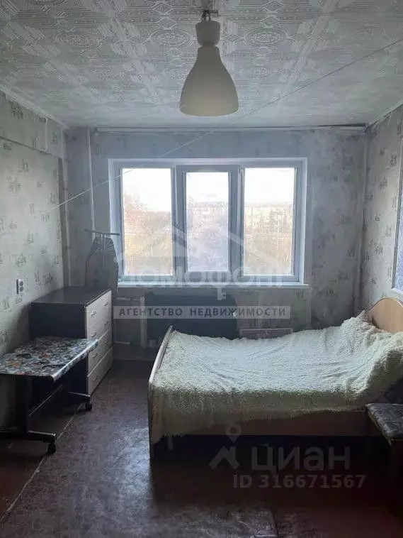 Комната Омская область, Омск ул. 21-я Амурская, 19Б (13.3 м) - Фото 0
