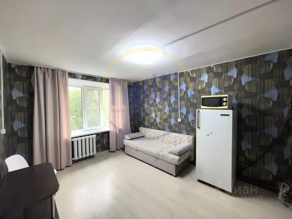 Комната Челябинская область, Челябинск пер. Островского, 7 (12.5 м) - Фото 1