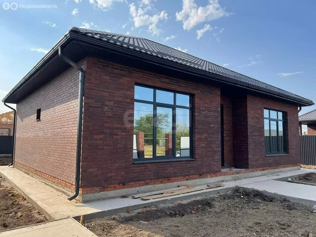 Дом в аул Старобжегокай, Октябрьская улица, 39/2 (110 м) - Фото 2