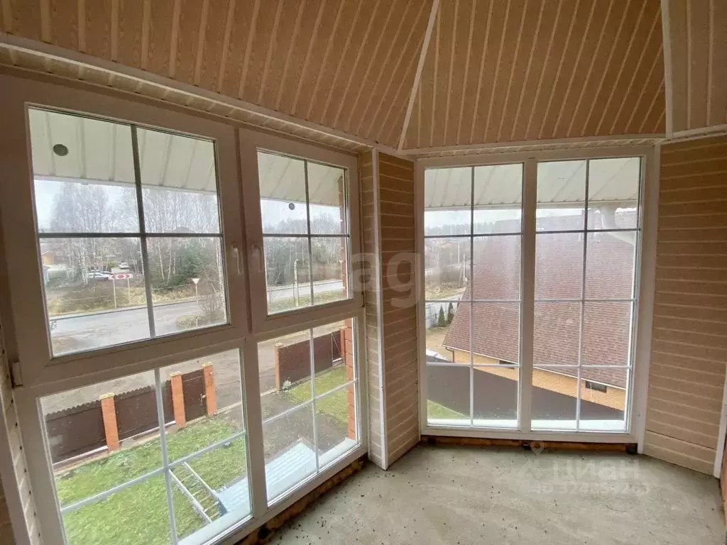 Дом в Смоленская область, Смоленск Досуговское ш., 10 (261 м) - Фото 1