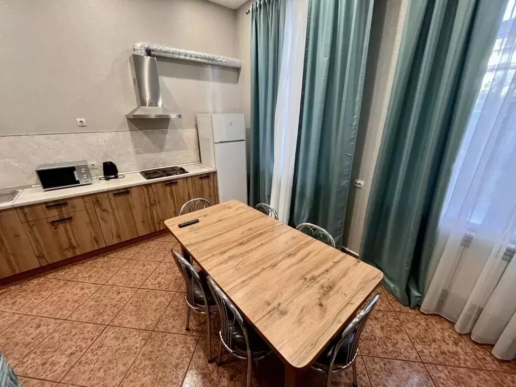 2-к кв. Татарстан, Казань ул. Гладилова, 40 (60.0 м) - Фото 1