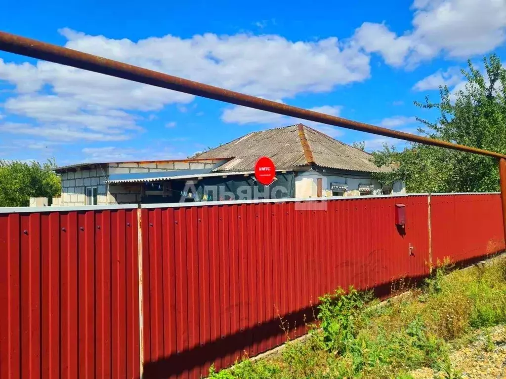 Дом в Краснодарский край, Усть-Лабинский район, Новолабинское с/пос, ... - Фото 1