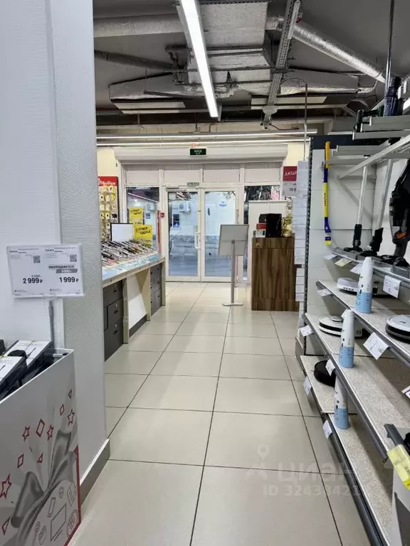 Торговая площадь в Краснодарский край, Геленджик ул. Горького, 1 (328 ... - Фото 1