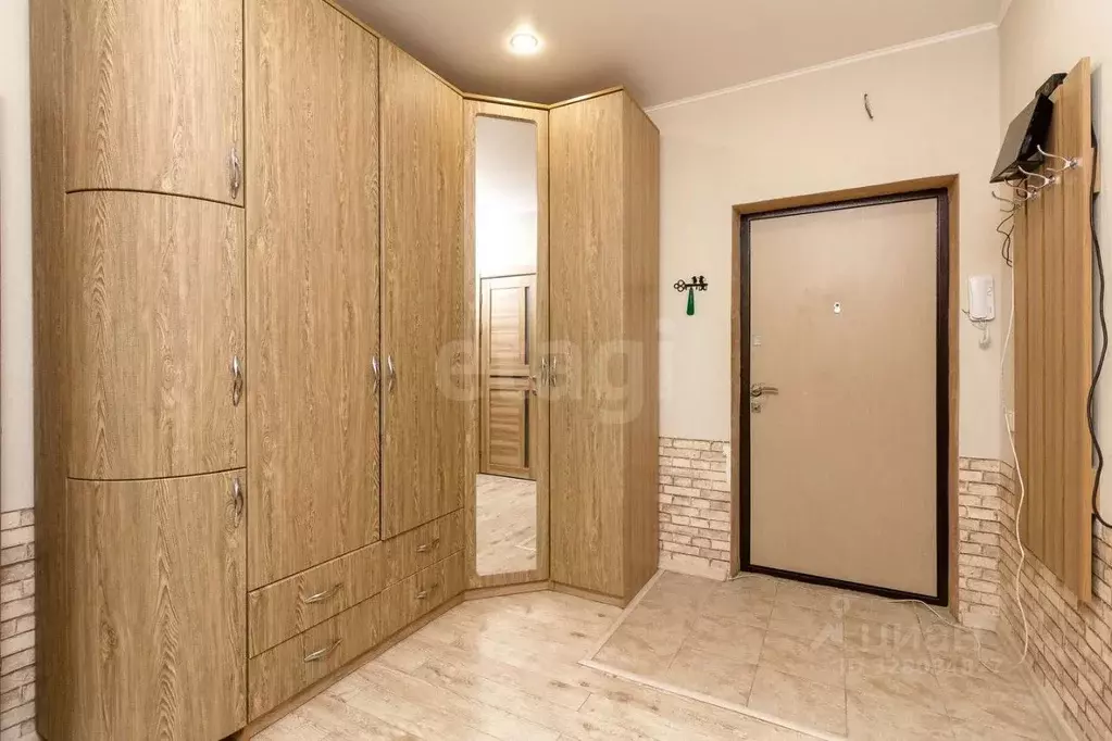 1-к кв. Тюменская область, Тюмень ул. Станислава Карнацевича, 4 (42.0 ... - Фото 1