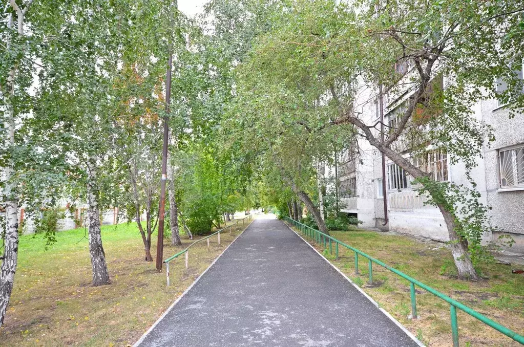 1-к кв. Тюменская область, Тюмень ул. 30 лет Победы, 79А (30.1 м) - Фото 1