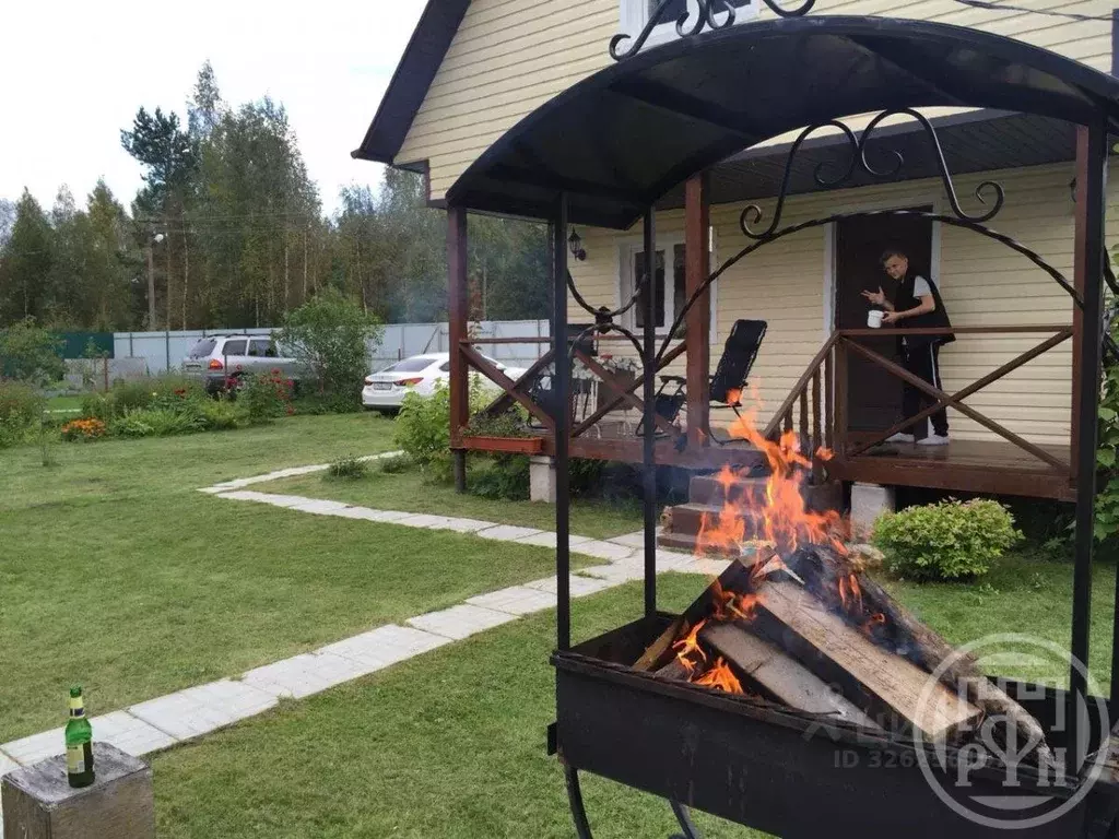 Дом в Ленинградская область, Лужский район, Мшинское с/пос, Мшинская ... - Фото 2