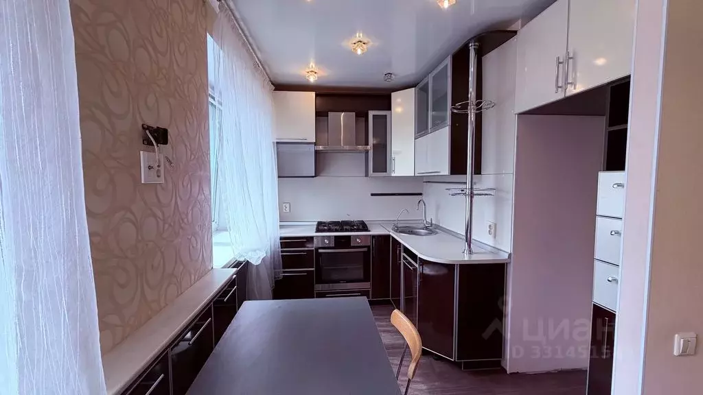 2-к кв. Вологодская область, Череповец Комсомольская ул., 35 (40.3 м) - Фото 1