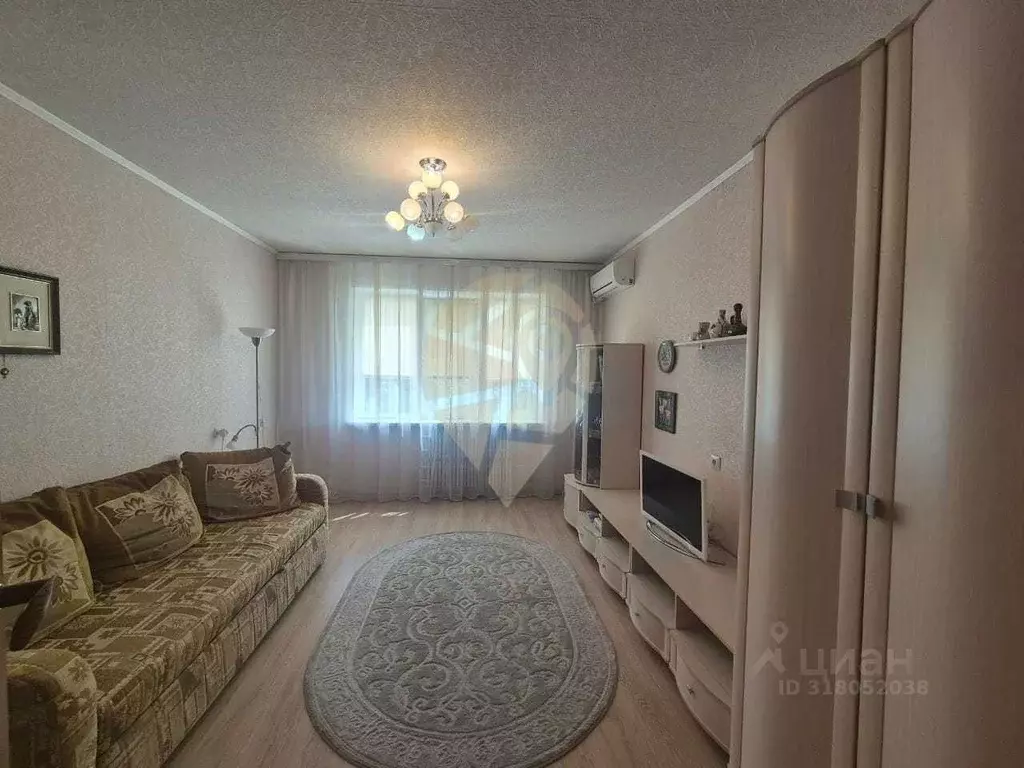 3-к кв. Белгородская область, Старый Оскол Жукова мкр, 29Б (64.0 м) - Фото 0