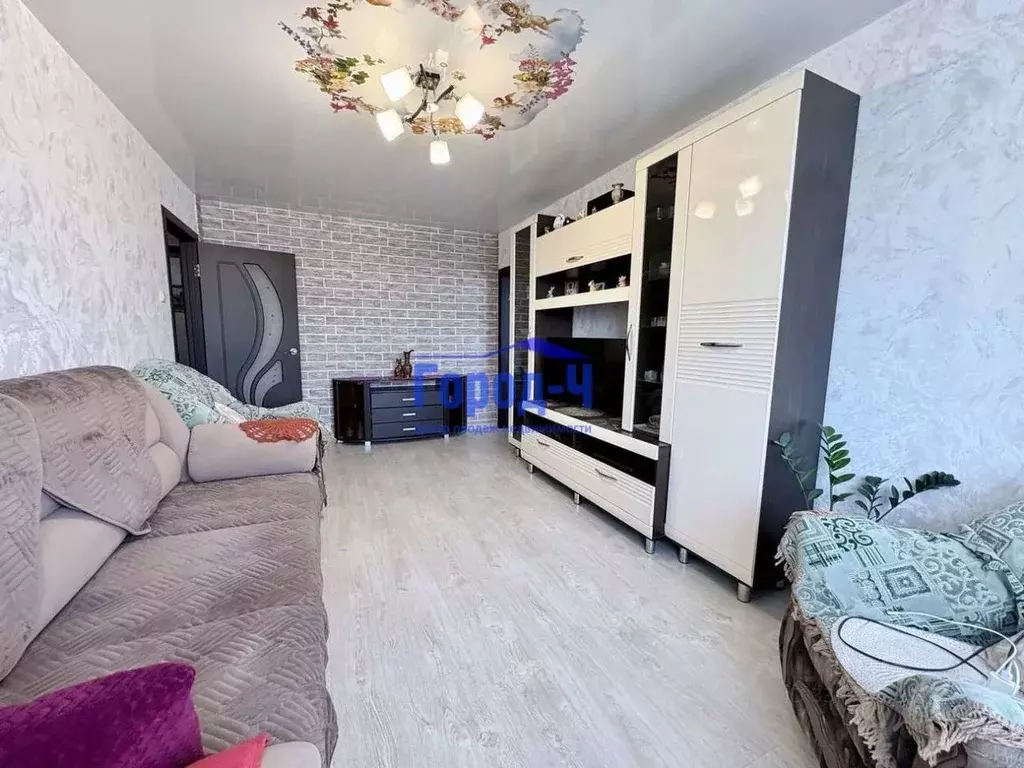 4-к кв. Чувашия, Чебоксары ул. Ленинского Комсомола, 66 (82.3 м) - Фото 1