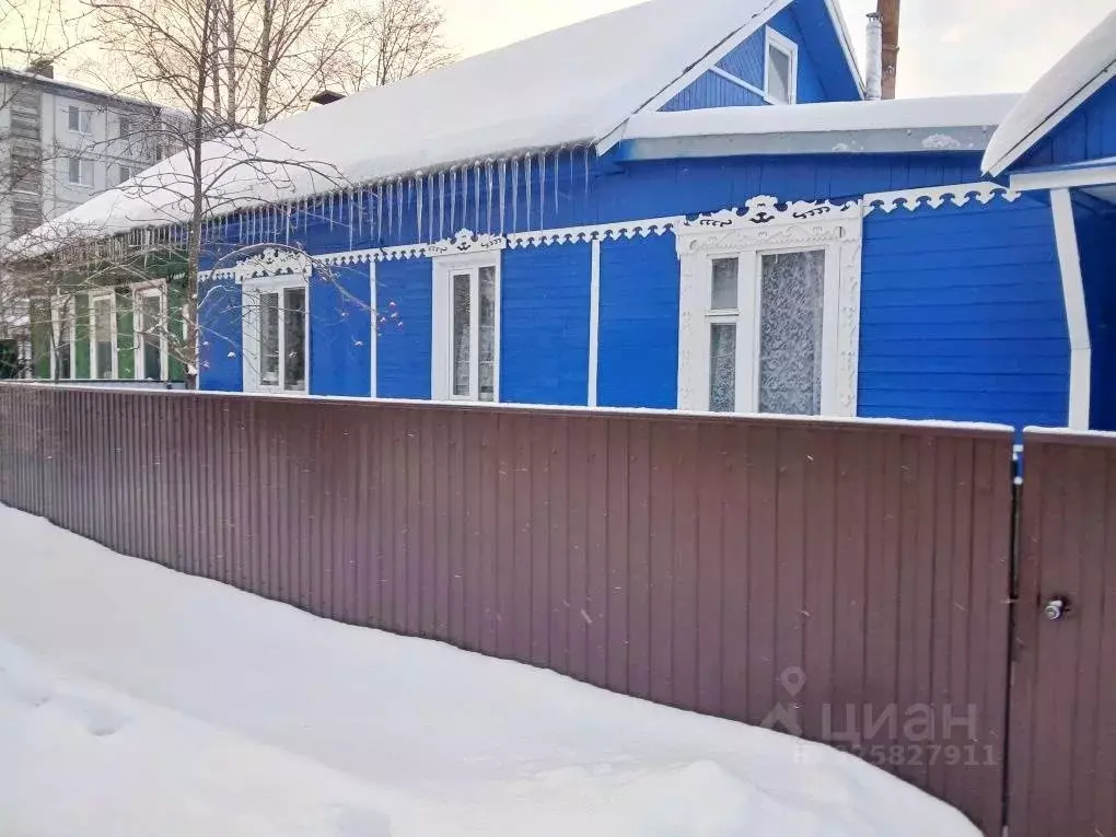 Дом в Брянская область, Брянск Самарская ул., 1 (61 м) - Фото 1