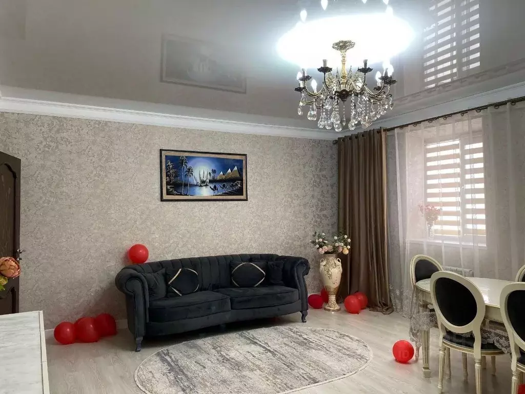 Дом в Чеченская республика, Грозный пер. Шабазова, 6 (250 м) - Фото 1