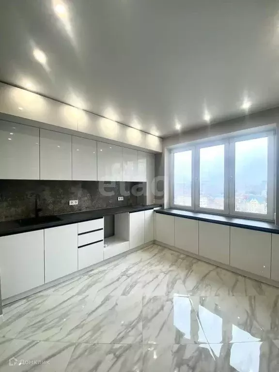 Продаётся 2-к квартира, 64 м - Фото 0