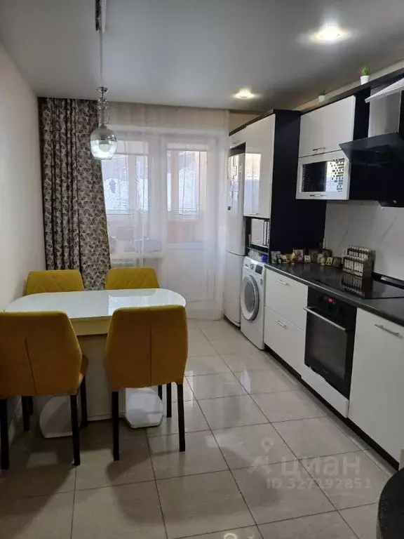 2-к кв. Чувашия, Чебоксары просп. Тракторостроителей, 70к1 (70.7 м) - Фото 1