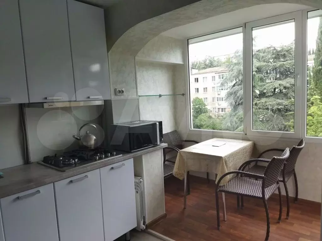 Комната 69 м в 2-к., 4/5 эт. - Фото 1