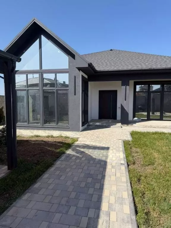 Коттедж в Крым, Симферопольский район, Перовское с/пос, с. Дубки ул. ... - Фото 1