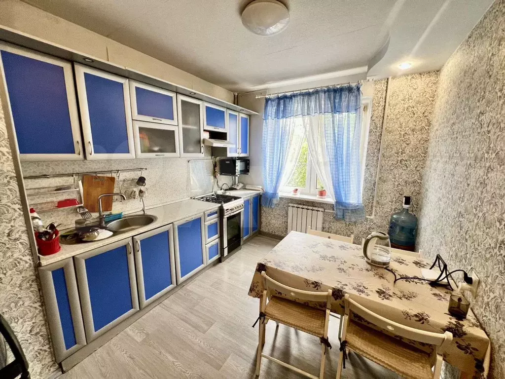 3-к. квартира, 64 м, 4/9 эт. - Фото 0